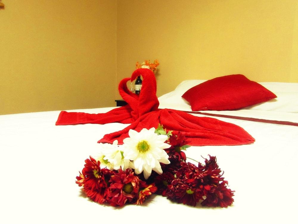 Santorini Hostal y Restaurante