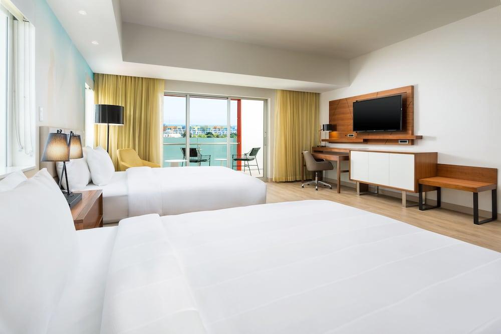 Courtyard by Marriott Santa Monica