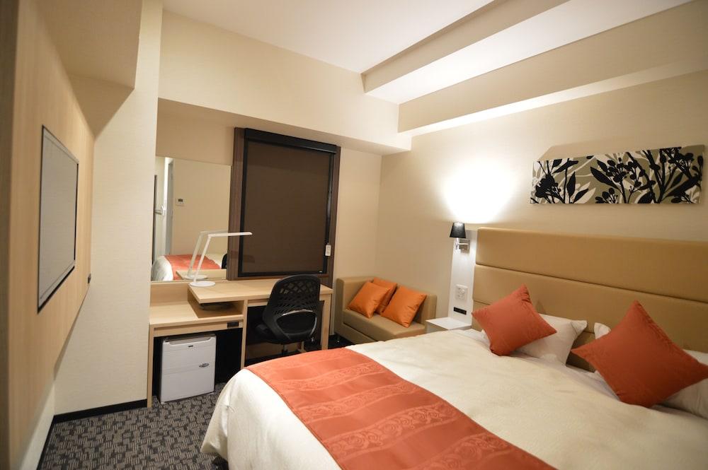 Queen's Hotel Chitose