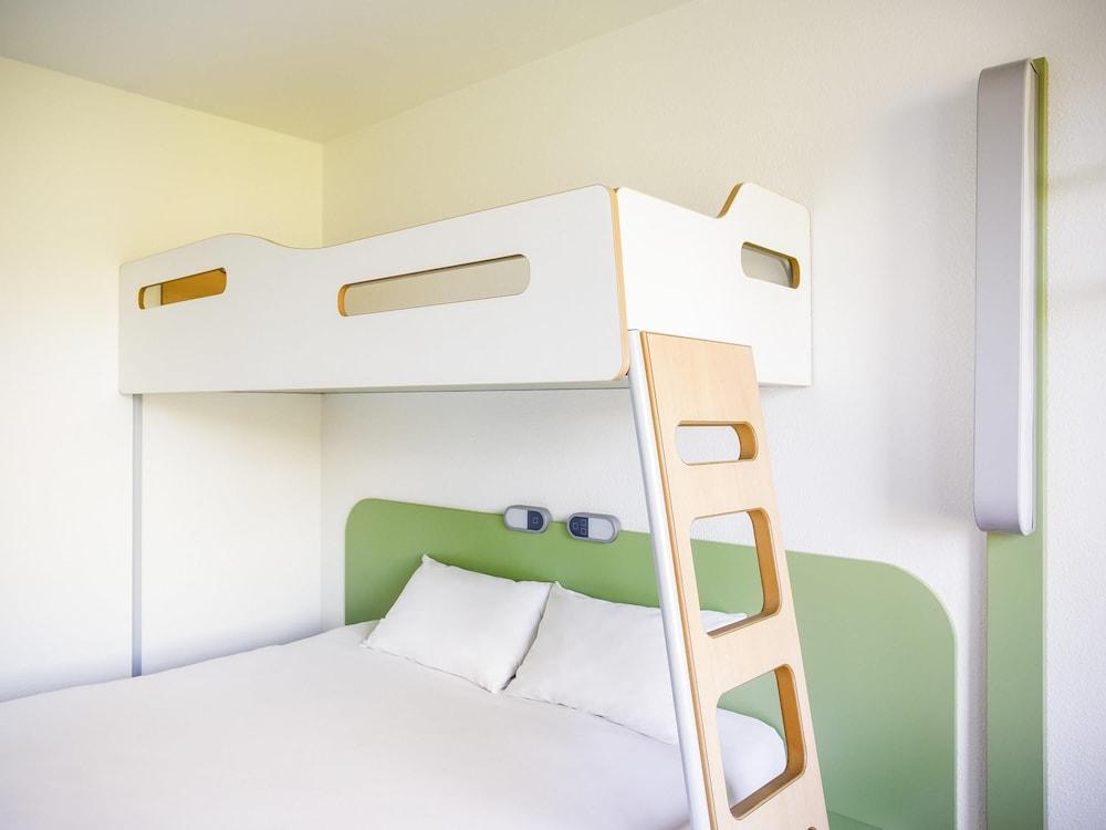 ibis budget Pau Lescar