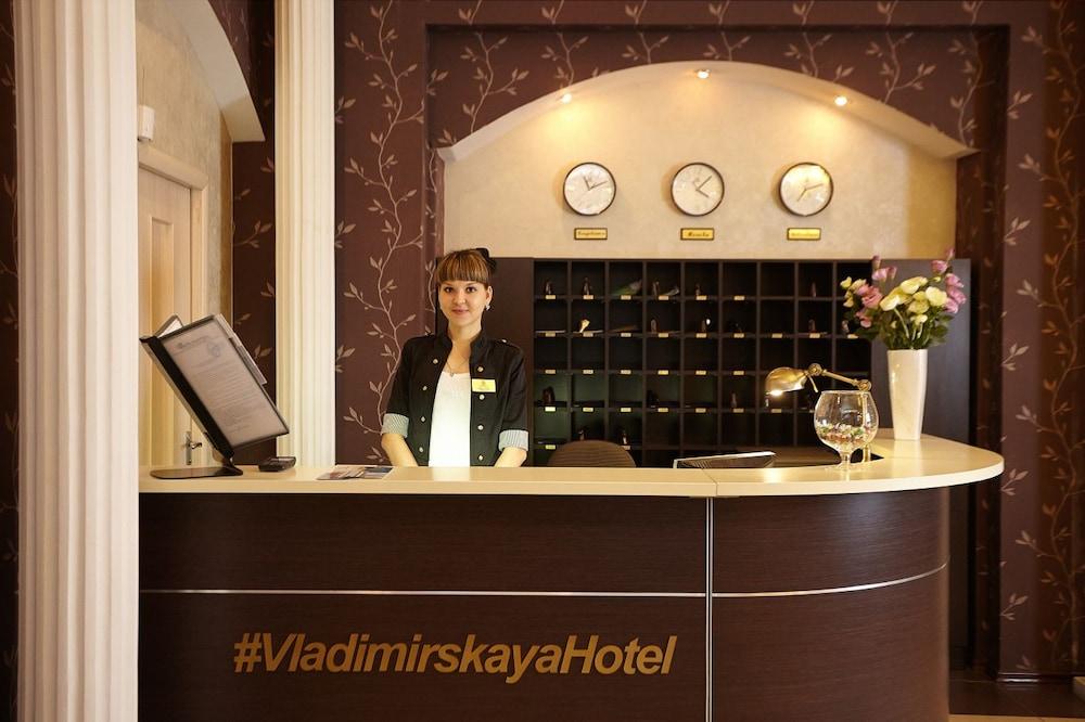 Vladimirskaya Hotel