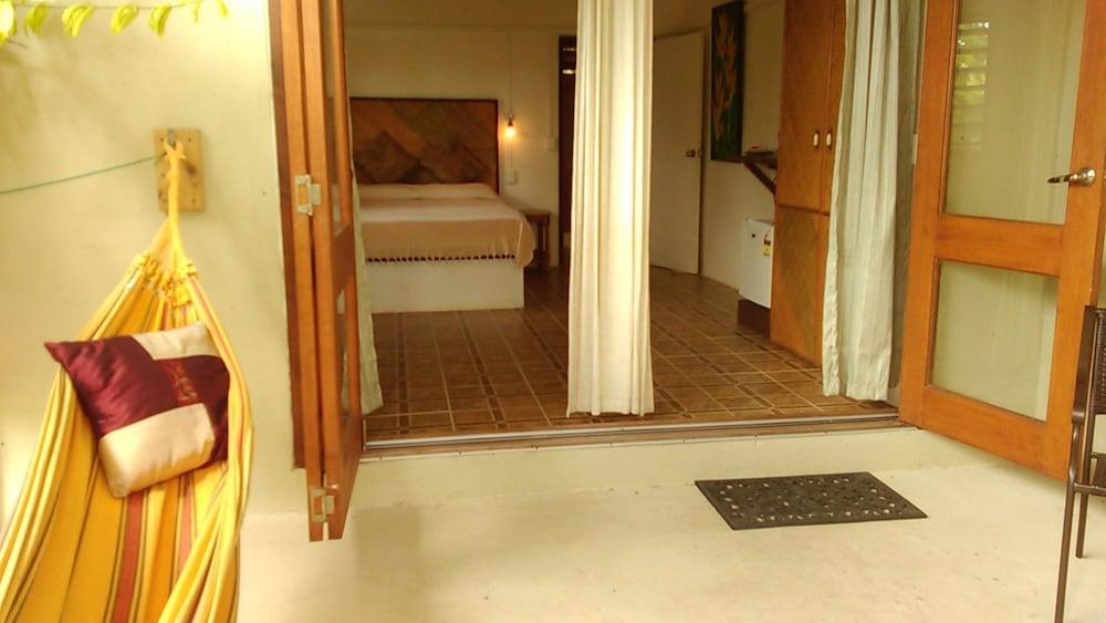 Ripples on the Bay - Adults Only