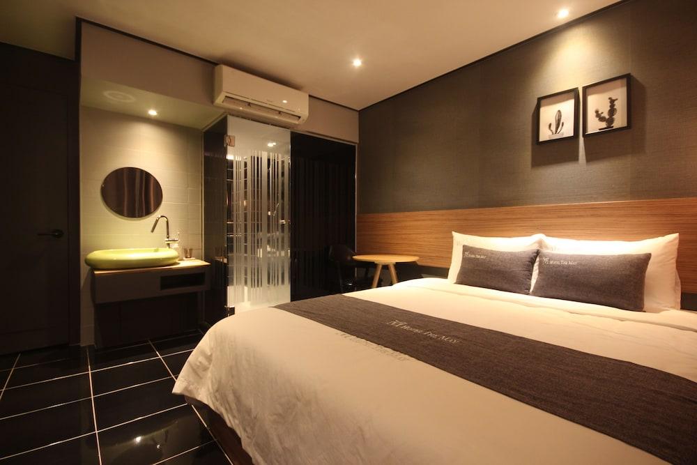 Hotel The May Gimhae