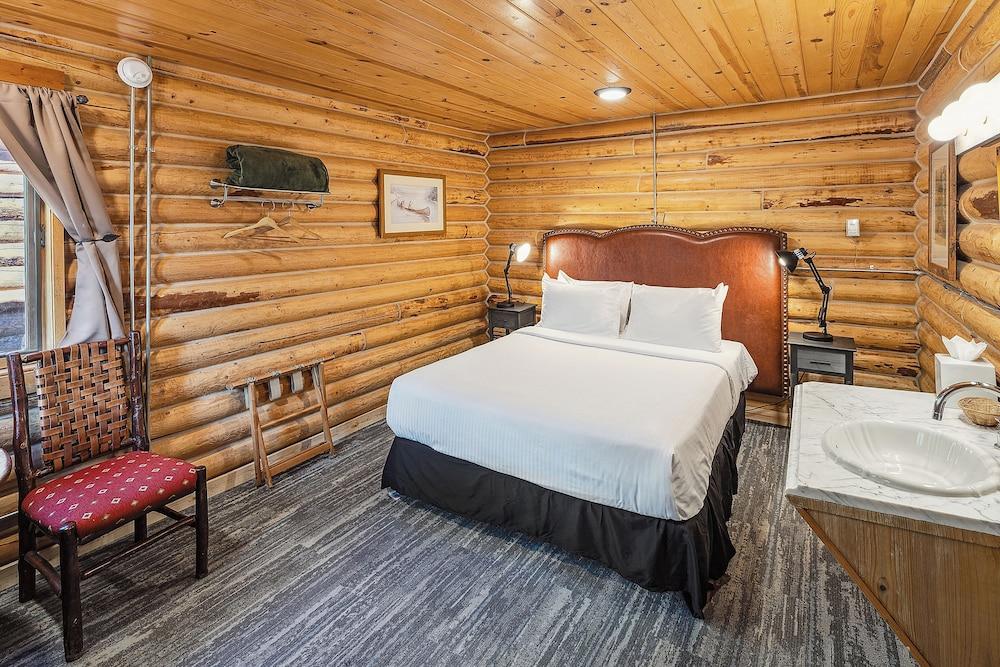 Denali Crow's Nest Cabins