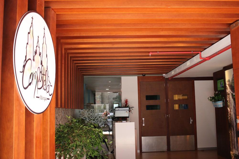 Albergue Compostela - Hostel