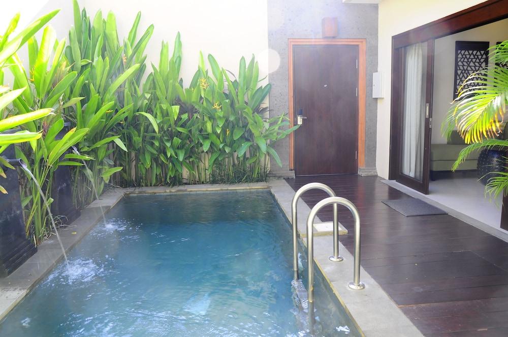 Puri Mesari Suites