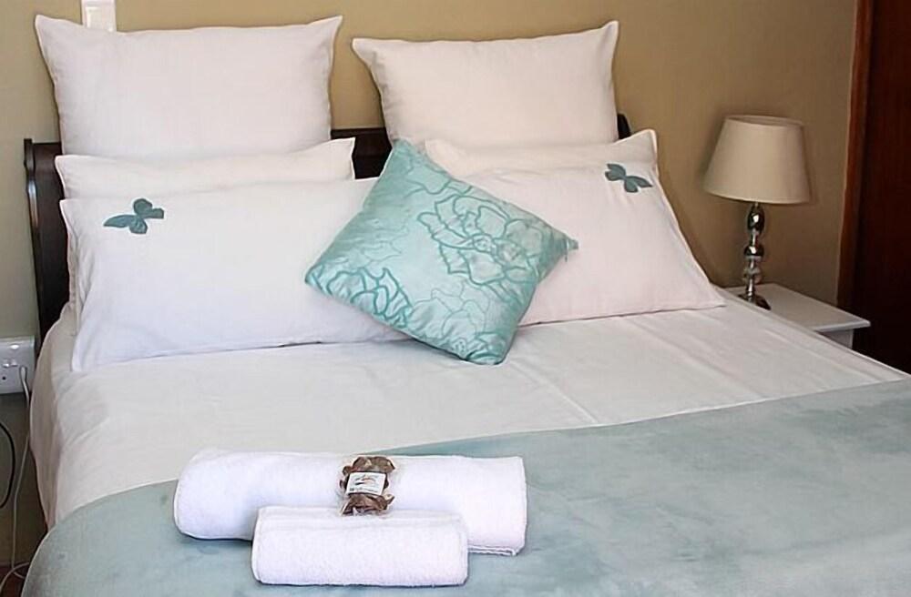 Airport Bed and Breakfast