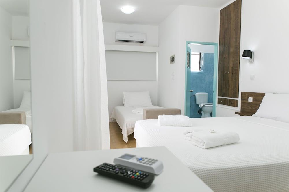 Kissamia - Self Check In Only - Next to Night Clubs