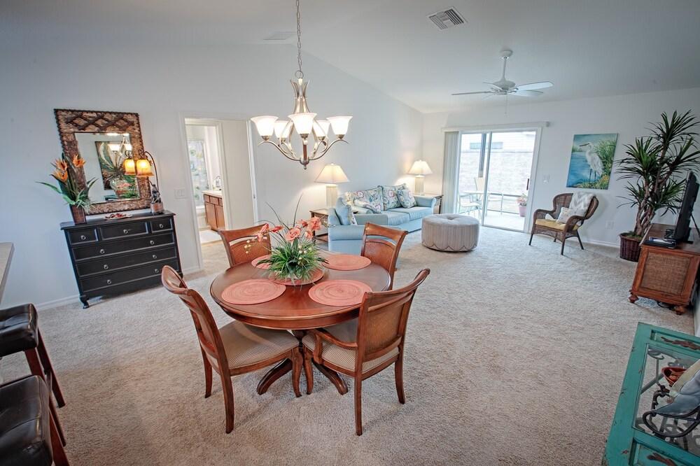 Abaco Path Home 3 Bedroom by The VIR Group