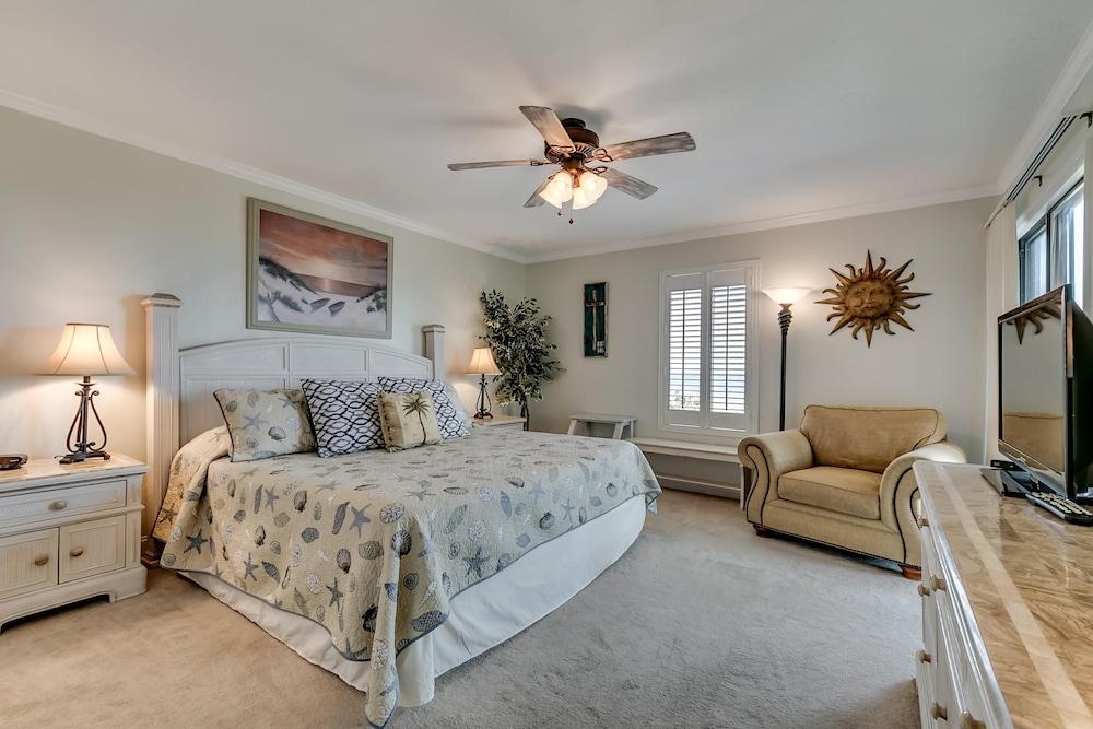 Anchorage Abode II A02 2 Bedroom Condo by Anchorage