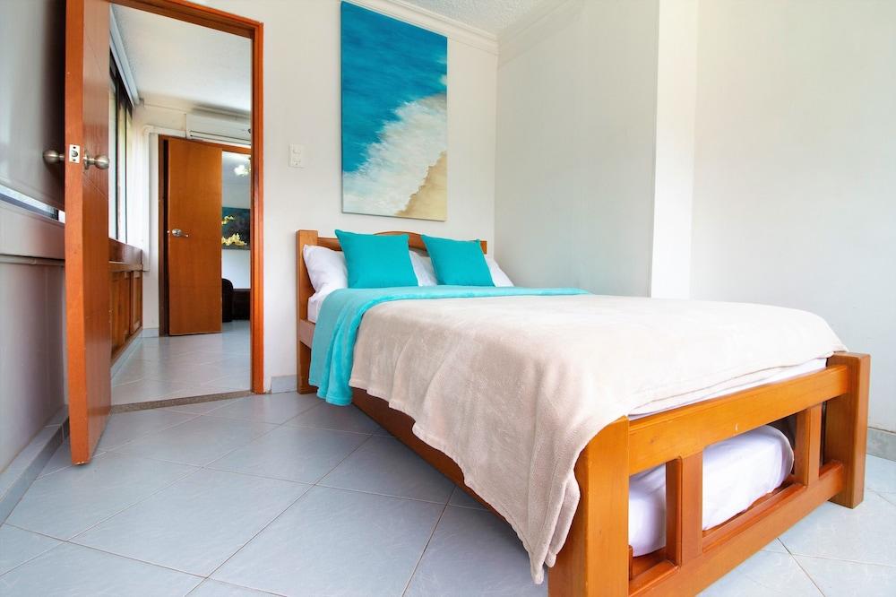 Apartamentos SOHO Basic - Mar Azul