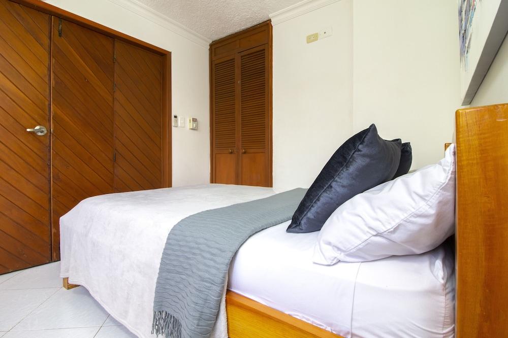 Apartamentos SOHO Basic - Mar Azul