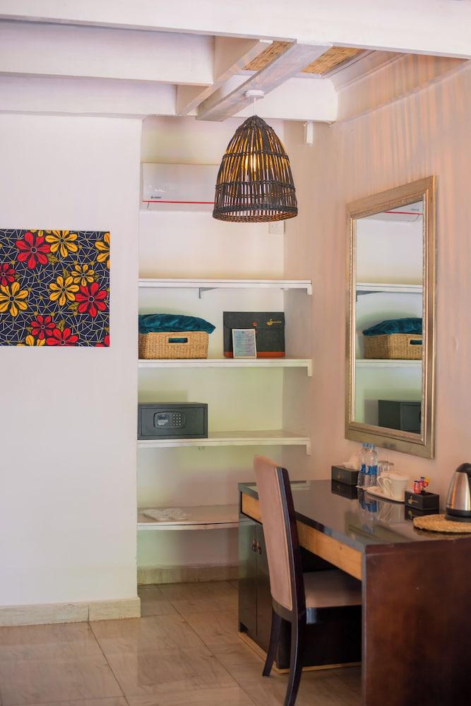 Blue Waters by Serendib