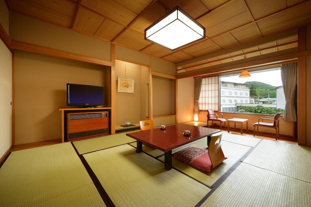 Senkeien Tsukioka Hotel