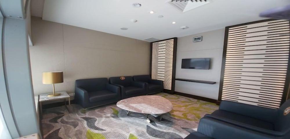 Ambassador Transit Lounge Singapore T3