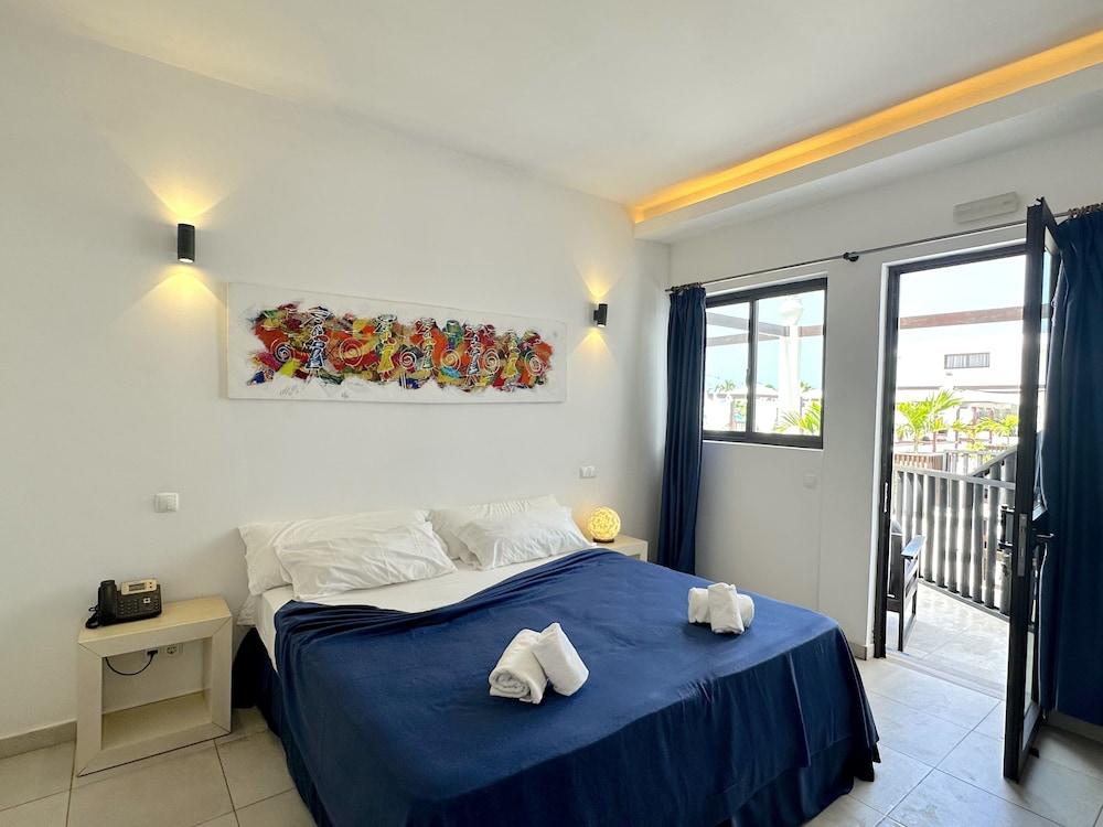 Hotel LIVVO Budha Beach