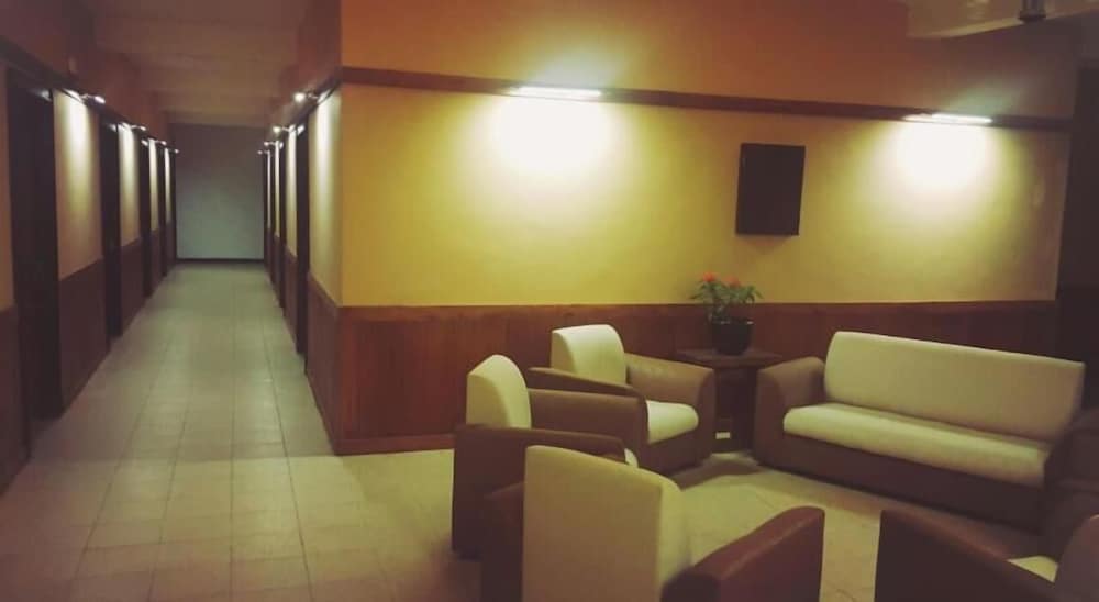 The Queensburry City Hotel