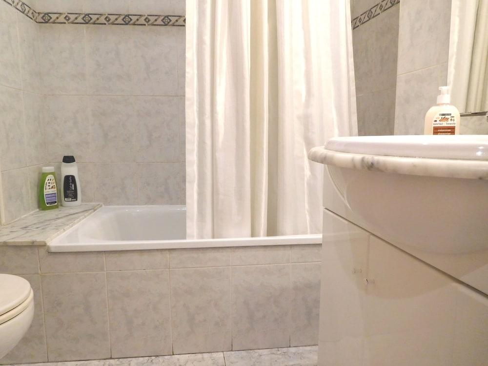 Lleida Apartments II