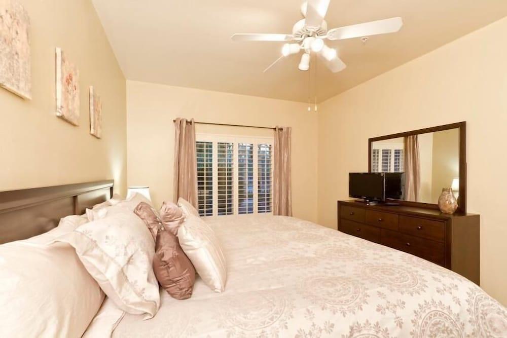 Bella Vista By Signature Vacation Rentals