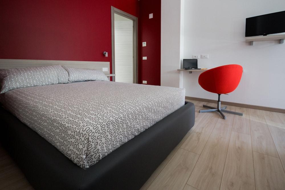 HOMIQUO - Royal Suite Como Lake