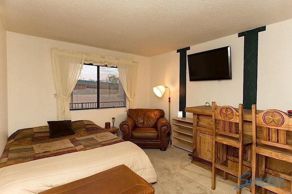 Perfect at Pantano By Signature Vacation Rentals