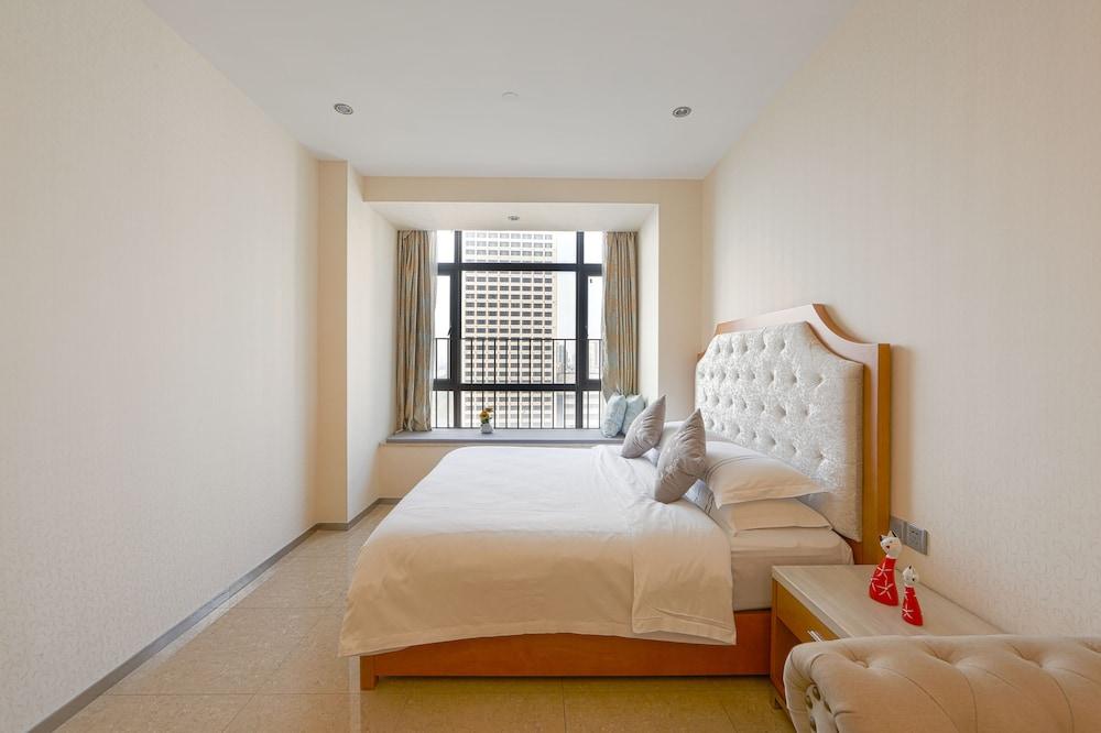 Royal River Apartment