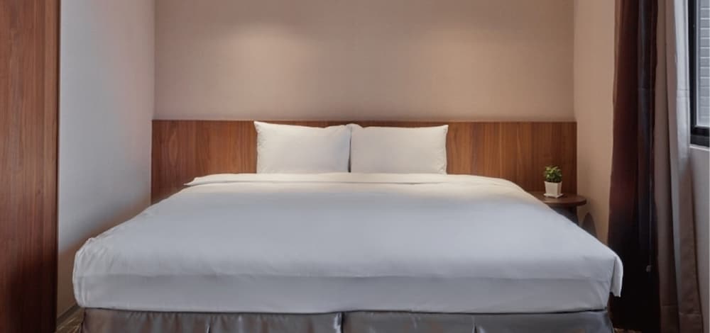 Orange Hotel - Wenhua