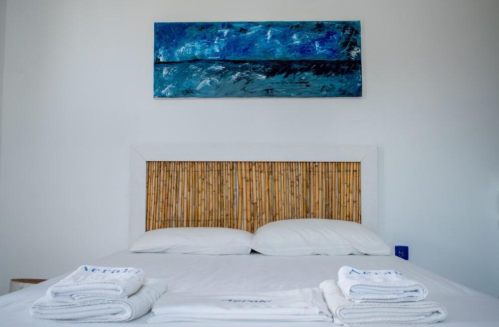 Aeraki Studios & Apartments