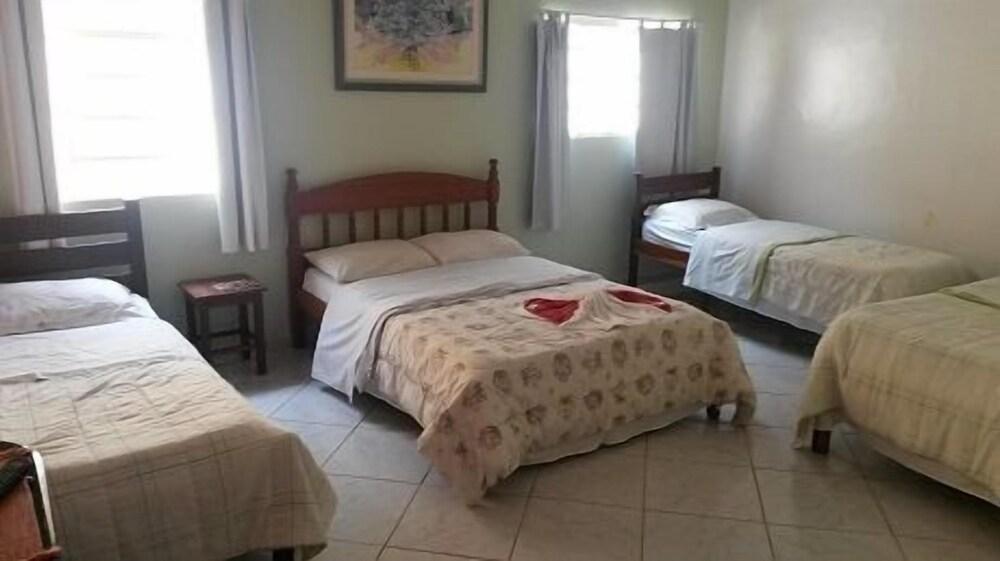 Pousada Rubi Violeta