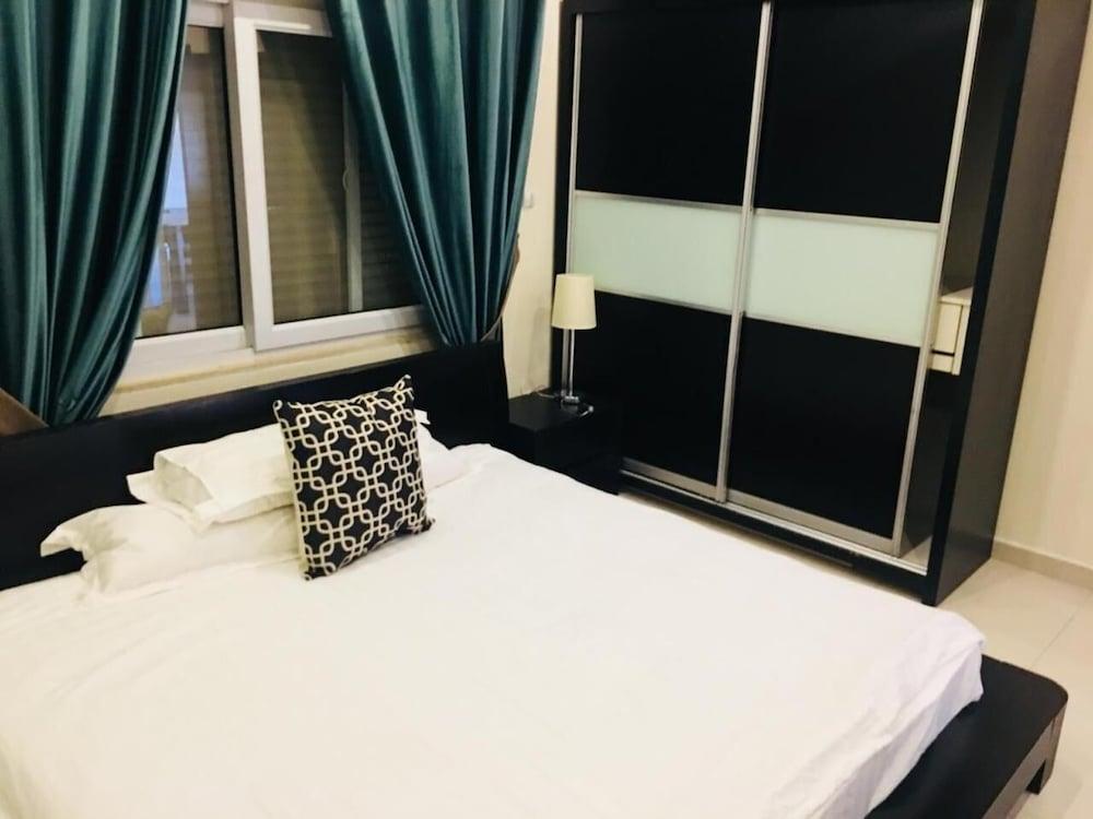 Lijam Hotel Apartments