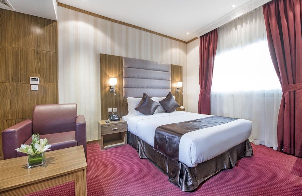 Royal Tulip Hotel, Dubai