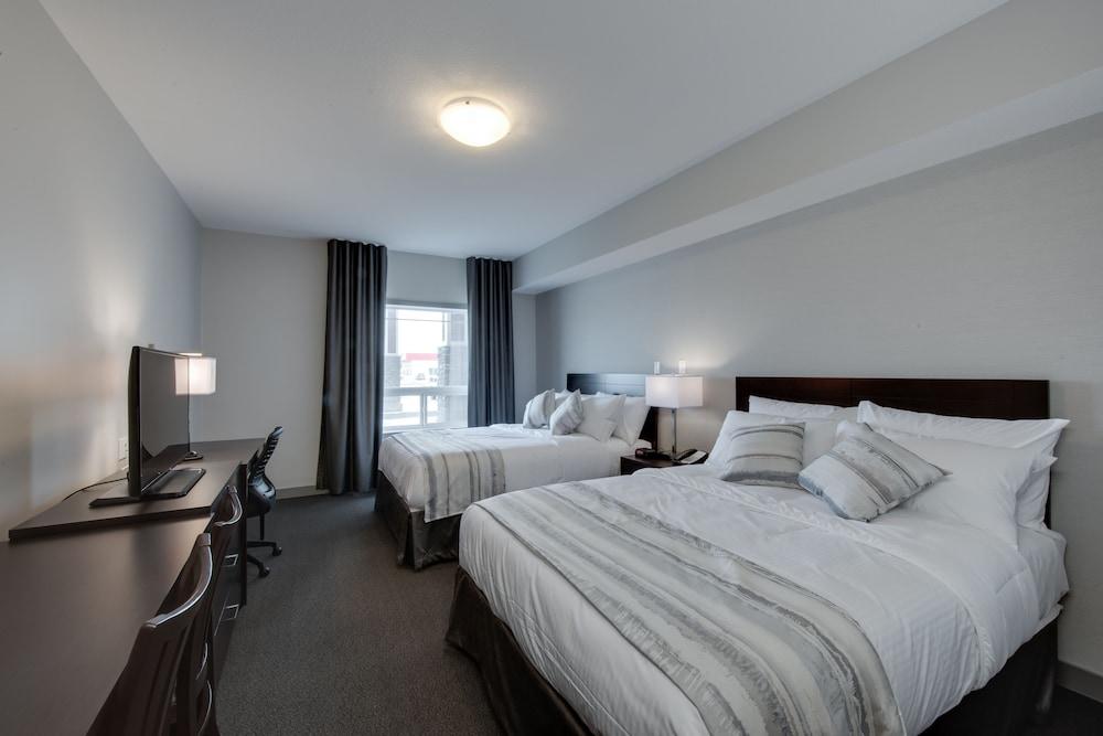 Ramada by Wyndham Grassland