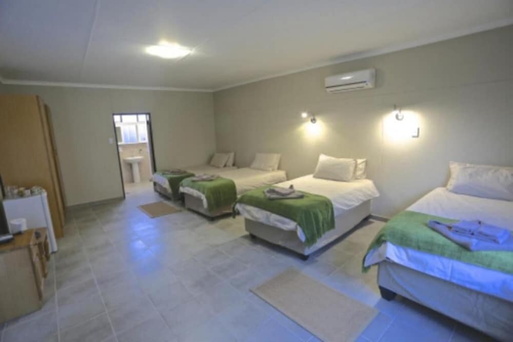 Schuetzenhaus Guesthouse