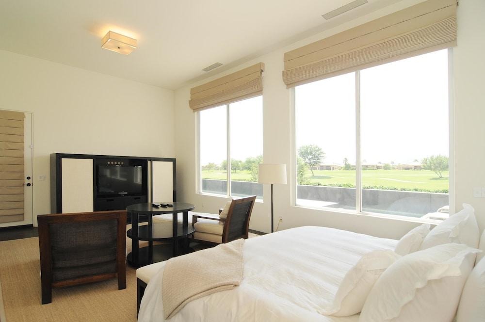 Spacious Modern Perfection at PGA West