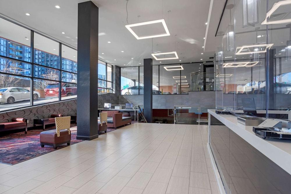 Comfort Inn & Suites near Stadium