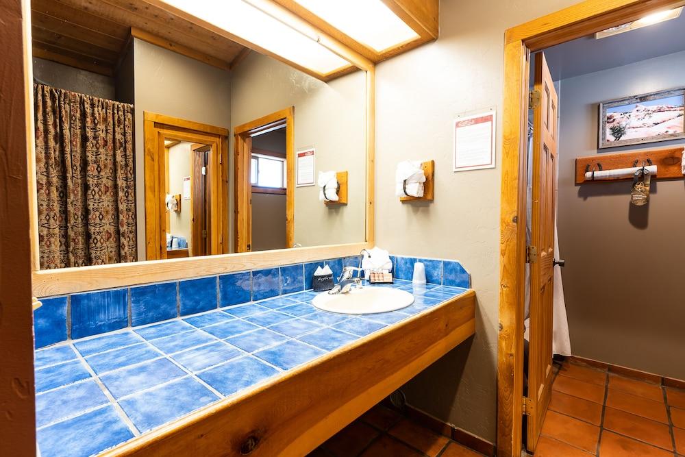 Red Cliffs Lodge Moab