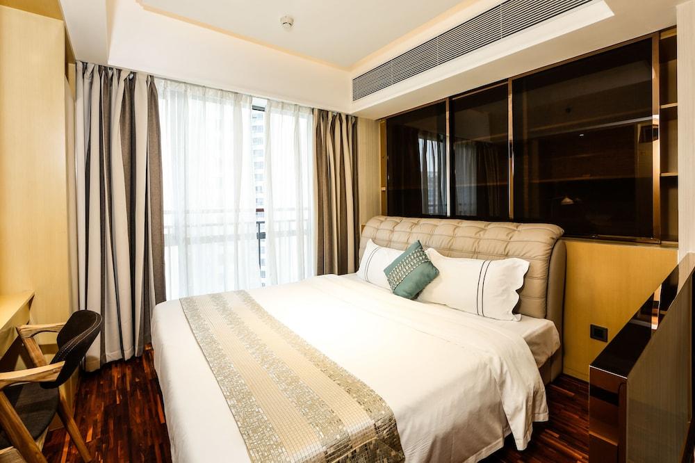 Waifden Apartment Poly D Branch