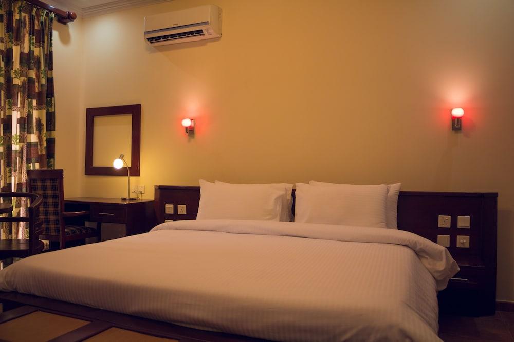 Sunrise Beach Resort