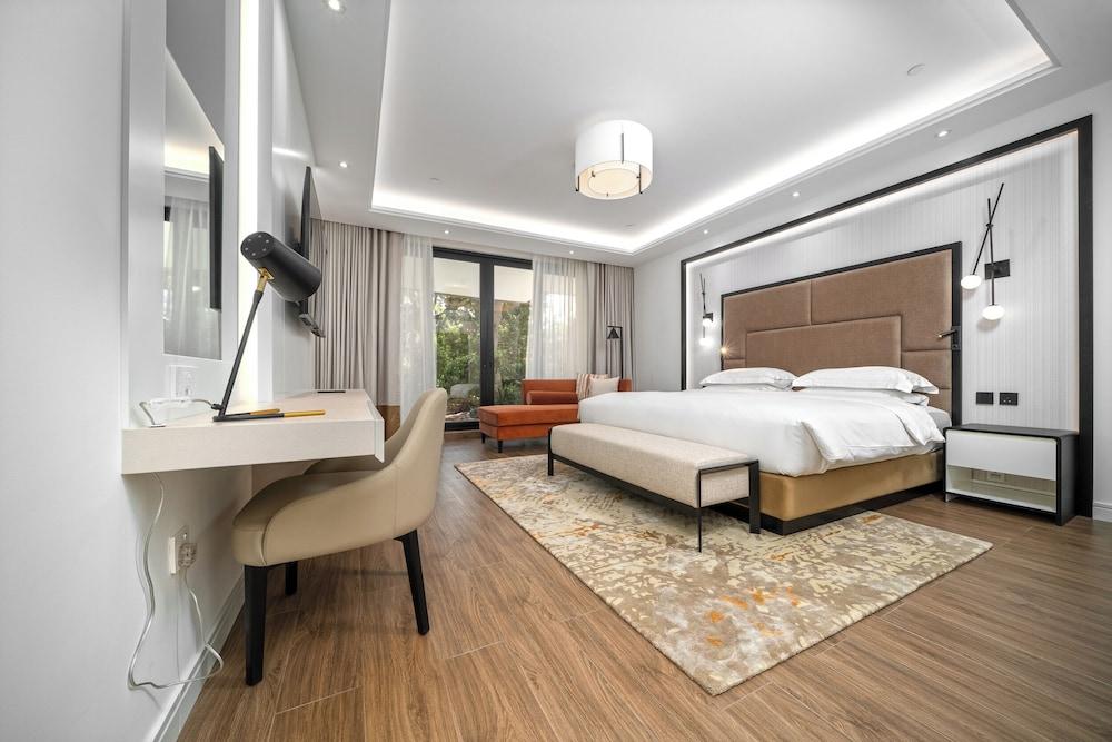 Grand Hyatt Residence