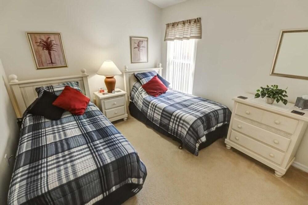 Carrick Isle by RedAwning