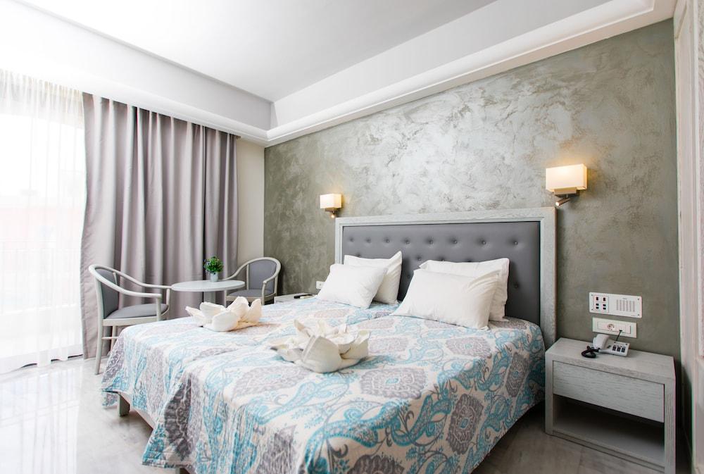 Anita Beach Hotel - Adults Only