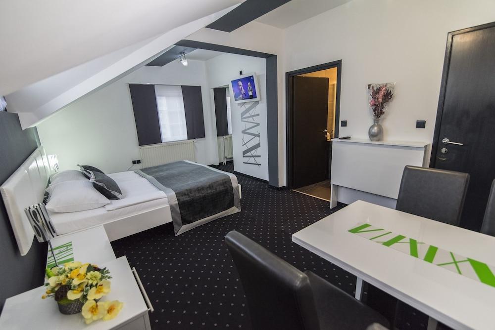 Hotel Cool Zagreb Airport