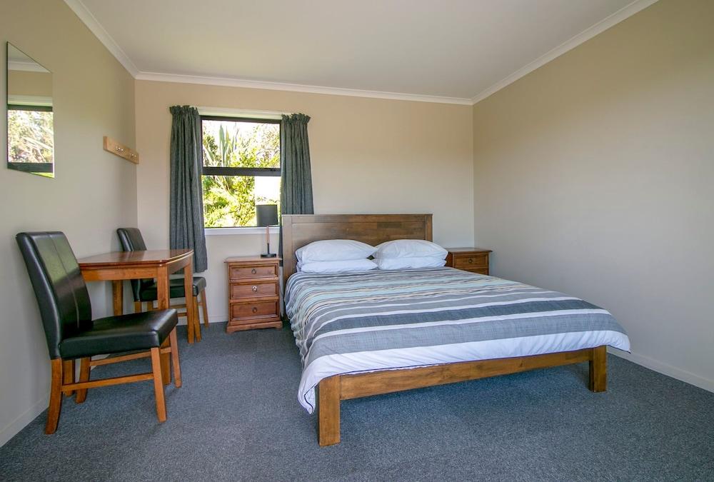 Hokitika Holiday Park