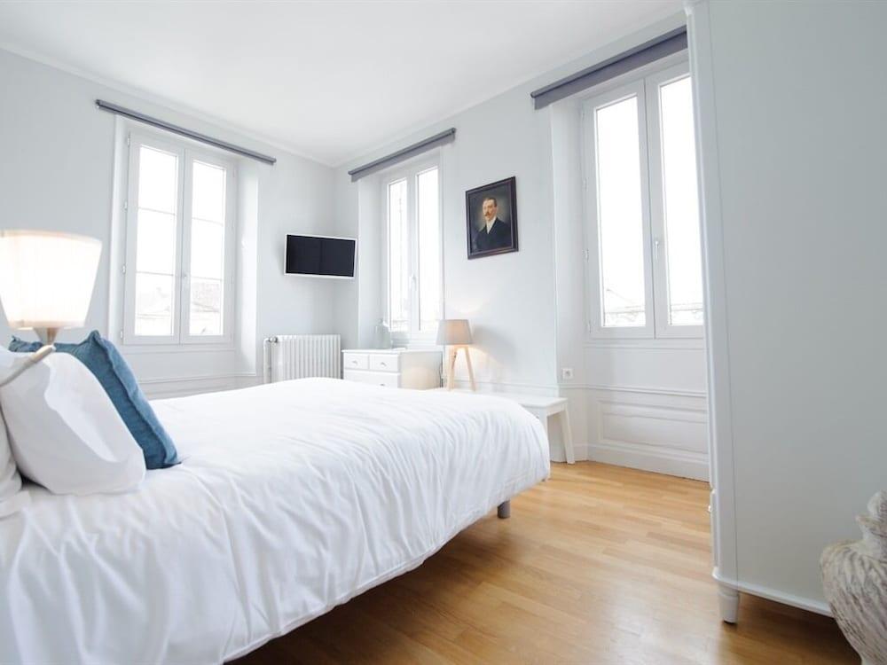 Villa Clément Sens Appart'hôtel