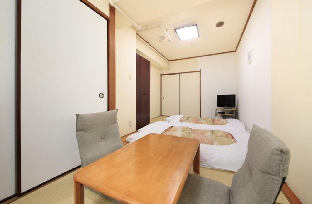 Shinjuku Urban Hotel