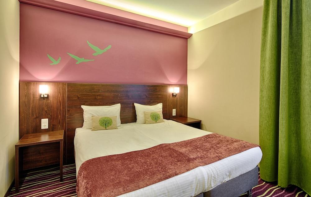 Voyage Business Hotel