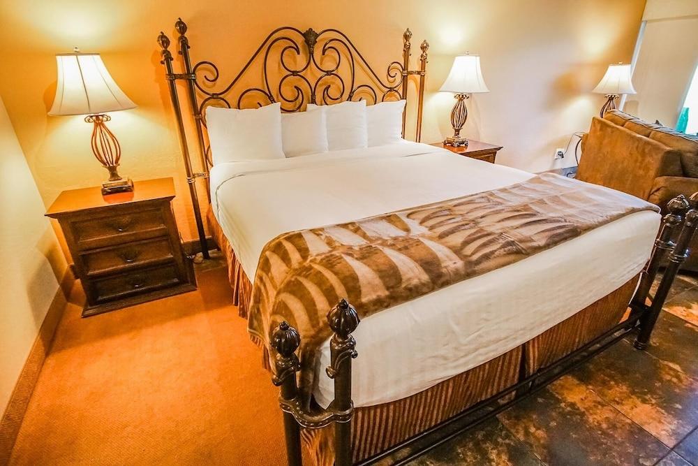 Villas At Poco Diablo