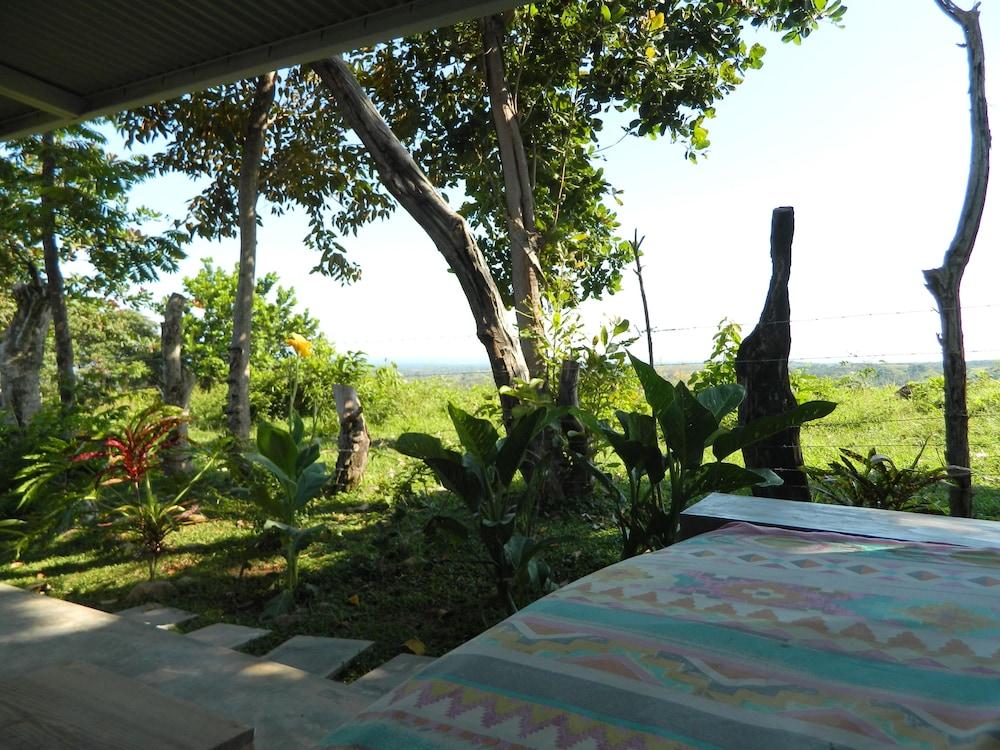 Dlaaya Luxury Villas