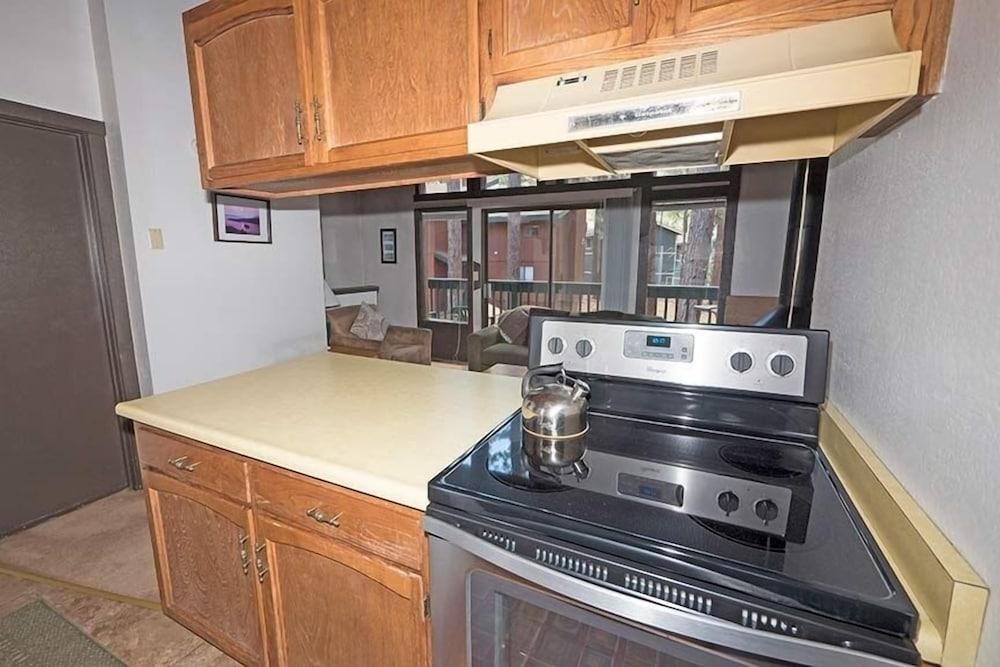 3861 Saddle Road by RedAwning