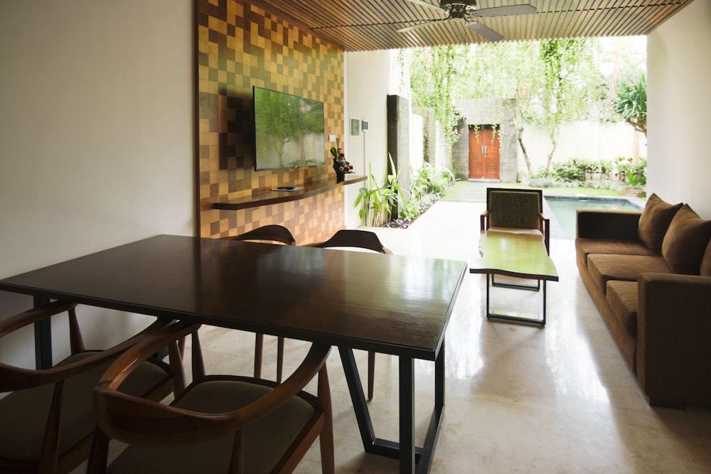 Villa Savvoya Seminyak Bali